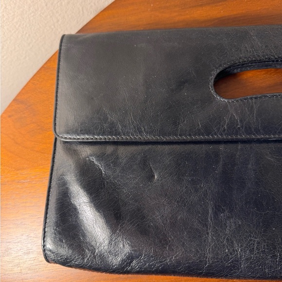 Hobo Katrina Black Leather Clutch - Picture 3 of 8